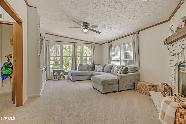 800 Chadwell Road, Kingsport, TN 37660