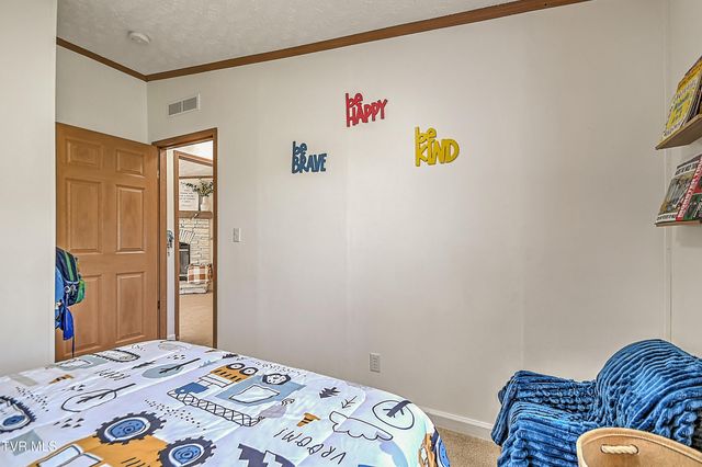 800 Chadwell Road, Kingsport, TN 37660