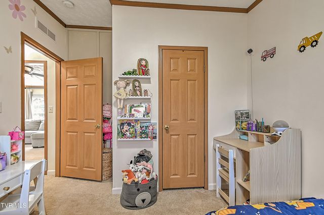 800 Chadwell Road, Kingsport, TN 37660