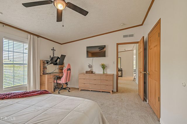 800 Chadwell Road, Kingsport, TN 37660