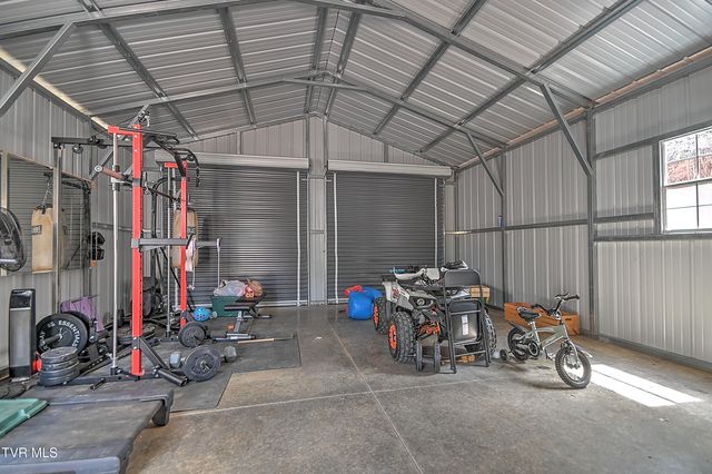 800 Chadwell Road, Kingsport, TN 37660