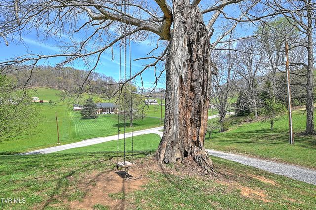 800 Chadwell Road, Kingsport, TN 37660