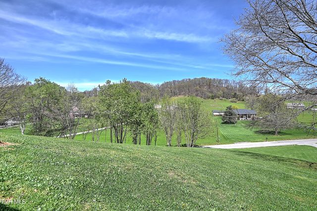 800 Chadwell Road, Kingsport, TN 37660