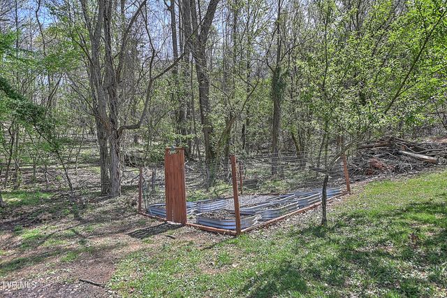 800 Chadwell Road, Kingsport, TN 37660