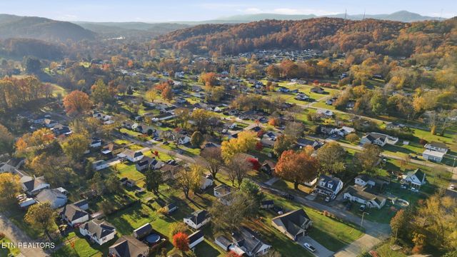 311 Alabama Ave, Clinton, TN 37716