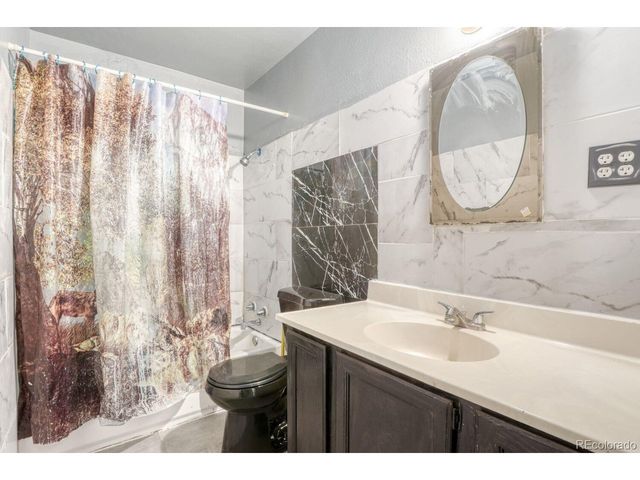 771 Troy St, Aurora, CO 80011