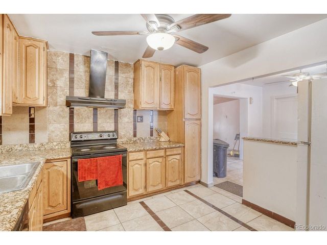 771 Troy St, Aurora, CO 80011