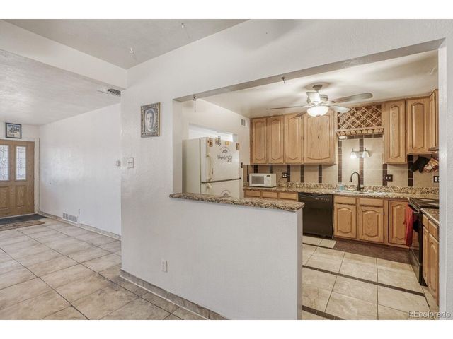 771 Troy St, Aurora, CO 80011