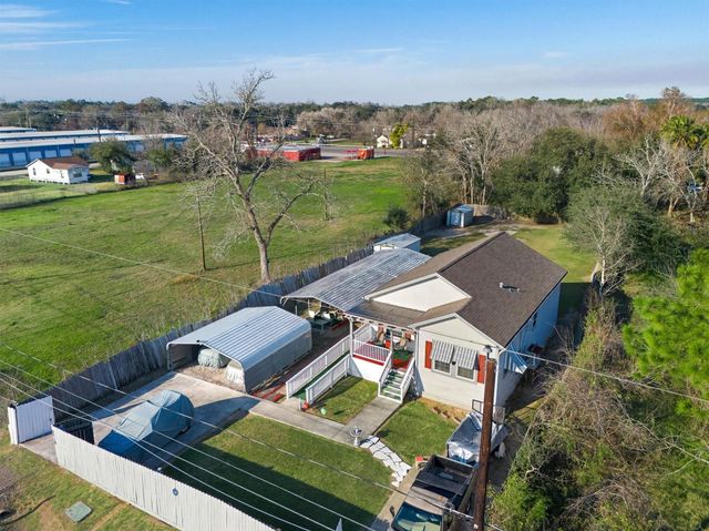 7018 N Martin Luther King Avenue, Hitchcock, TX 77563