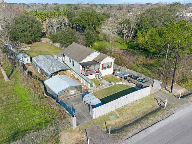 7018 N Martin Luther King Avenue, Hitchcock, TX 77563