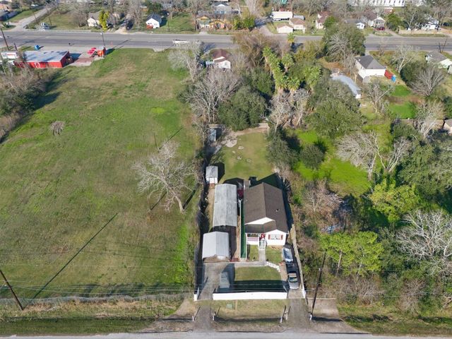 7018 N Martin Luther King Avenue, Hitchcock, TX 77563