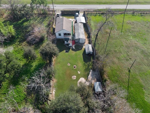 7018 N Martin Luther King Avenue, Hitchcock, TX 77563