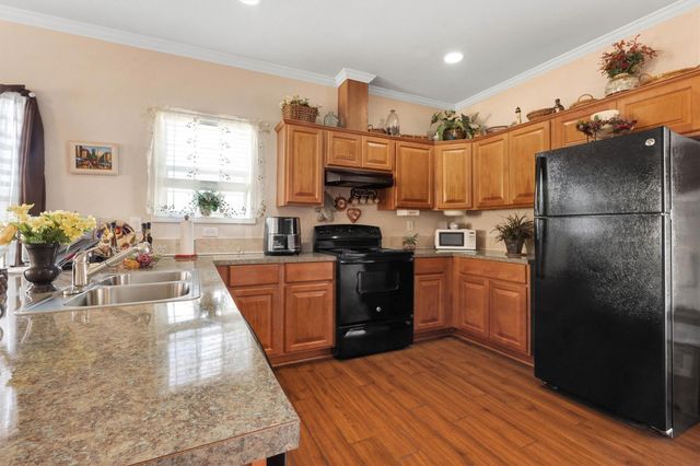 7018 N Martin Luther King Avenue, Hitchcock, TX 77563