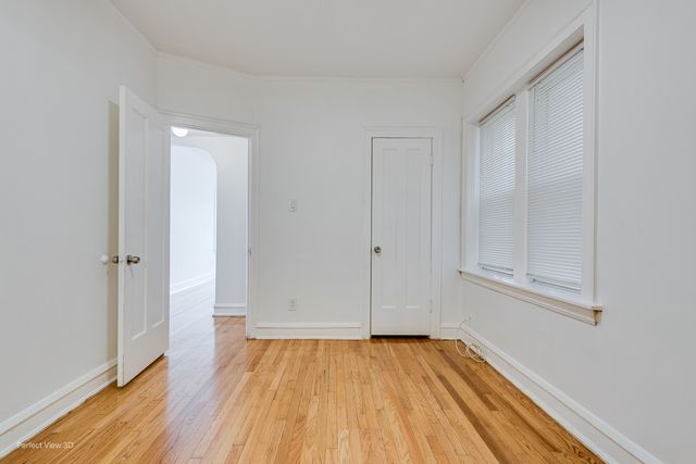 7332 S Artesian Avenue 1, Chicago, IL 60629