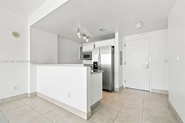 601 NE 36th St 2308, Miami, FL 33137