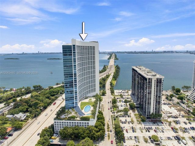 601 NE 36th St 2308, Miami, FL 33137