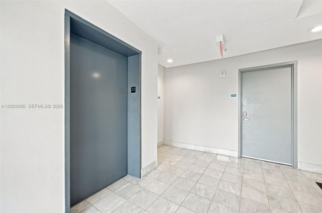 601 NE 36th St 2308, Miami, FL 33137