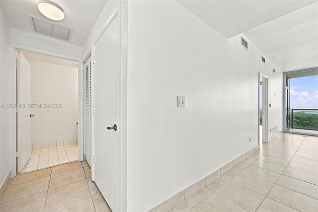 601 NE 36th St 2308, Miami, FL 33137