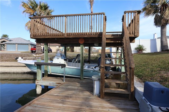 13766 Hawksnest Bay Dr, Corpus Christi, TX 78418