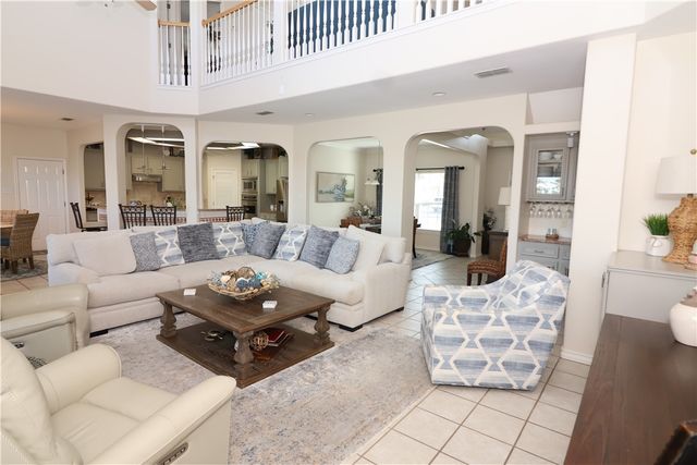 13766 Hawksnest Bay Dr, Corpus Christi, TX 78418