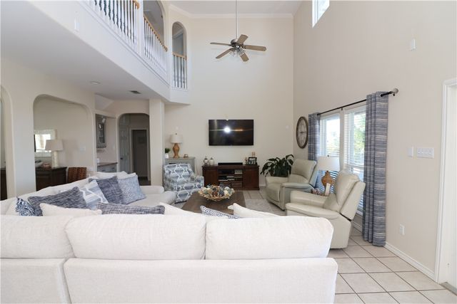 13766 Hawksnest Bay Dr, Corpus Christi, TX 78418