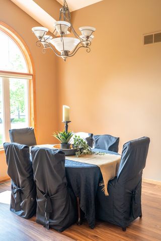 14578 Hunters Lane, Savage, MN 55378