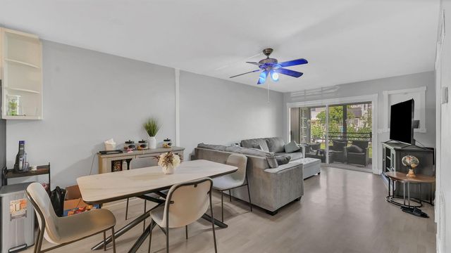 298 SE 6th Avenue 2, Pompano Beach, FL 33060