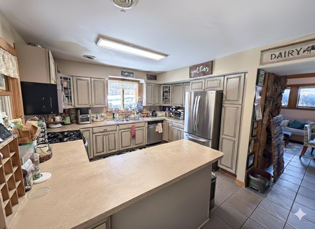 836 Oak Manor Drive, Marengo, IL 60152