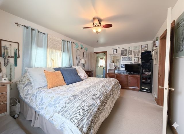 836 Oak Manor Drive, Marengo, IL 60152