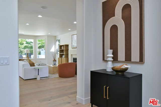 25605 Melbourne Court, Calabasas, CA 91302