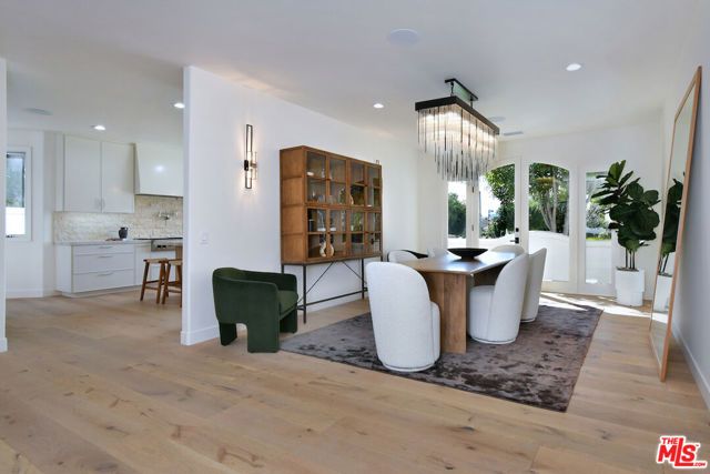 25605 Melbourne Court, Calabasas, CA 91302