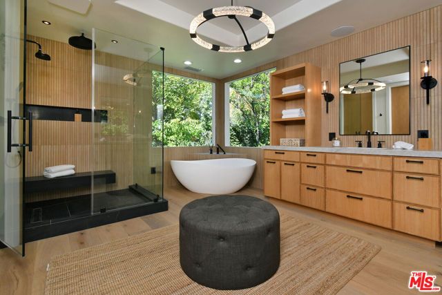 25605 Melbourne Court, Calabasas, CA 91302