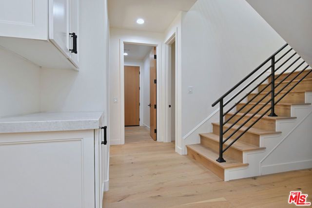 25605 Melbourne Court, Calabasas, CA 91302