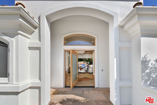 25605 Melbourne Court, Calabasas, CA 91302