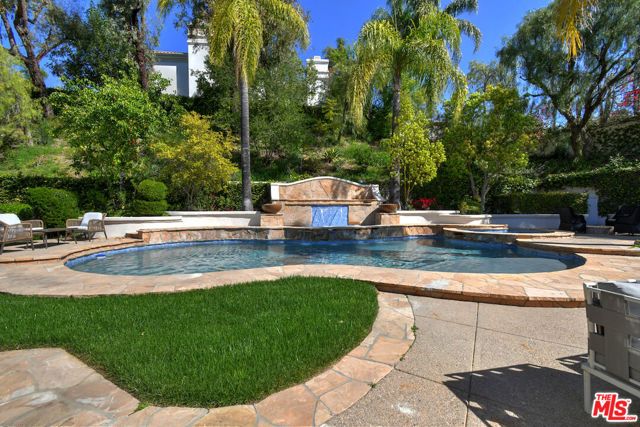 25605 Melbourne Court, Calabasas, CA 91302