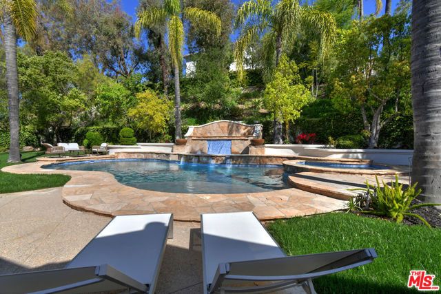 25605 Melbourne Court, Calabasas, CA 91302