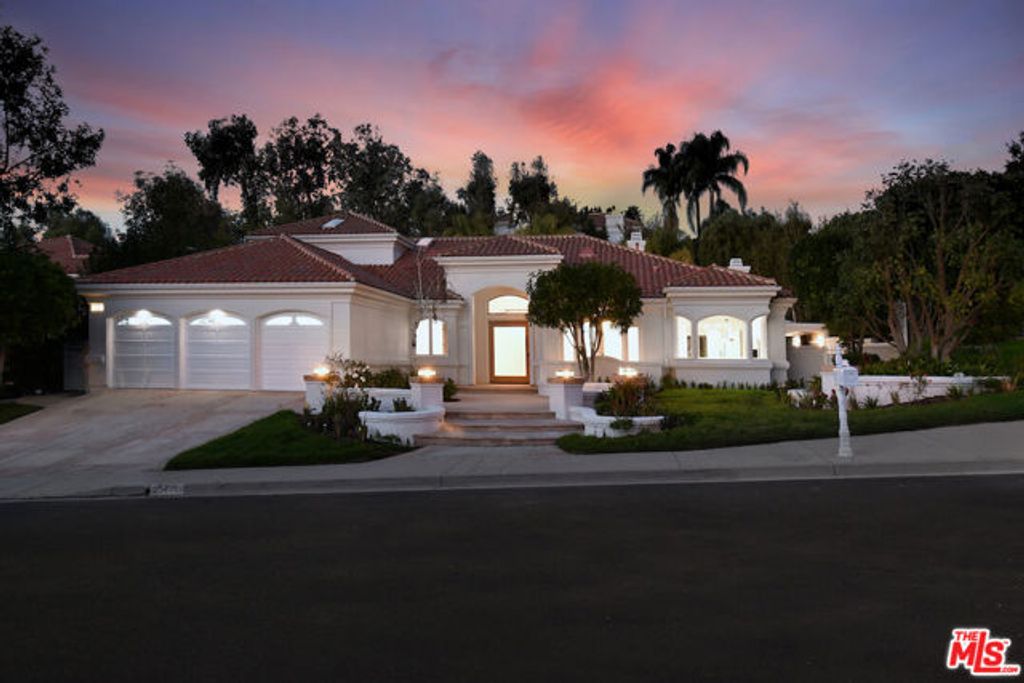 25605 Melbourne Court, Calabasas, CA 91302