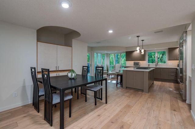 317 Meadow Woods Drive, Mankato, MN 56001