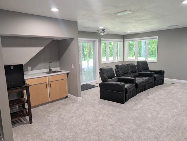 317 Meadow Woods Drive, Mankato, MN 56001