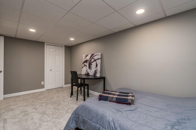 317 Meadow Woods Drive, Mankato, MN 56001