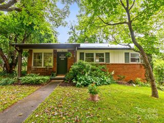 8 Ridge Avenue, Asheville, NC 28803
