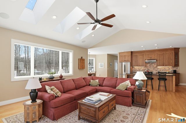 166 East Cotton Hill Road, New Hartford, CT 06057