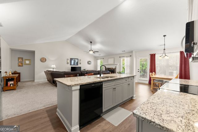 290 Emily Forest Way, Pendergrass, GA 30567