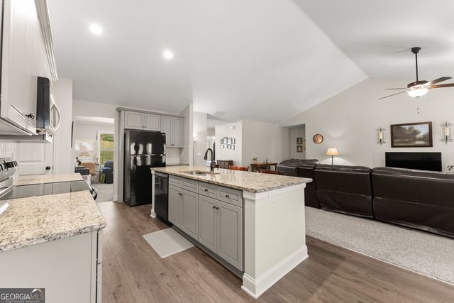 290 Emily Forest Way, Pendergrass, GA 30567