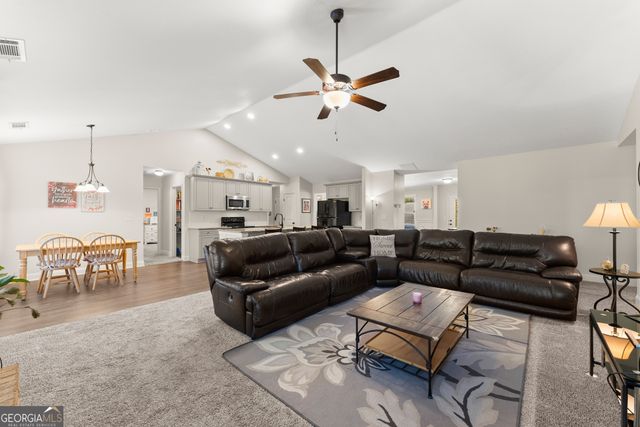 290 Emily Forest Way, Pendergrass, GA 30567