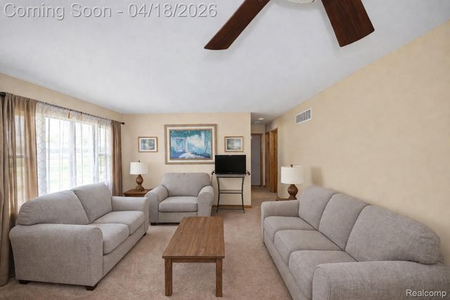 431 Lytle Place, Garden City, MI 48135