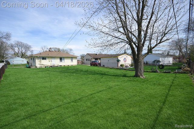 431 Lytle Place, Garden City, MI 48135
