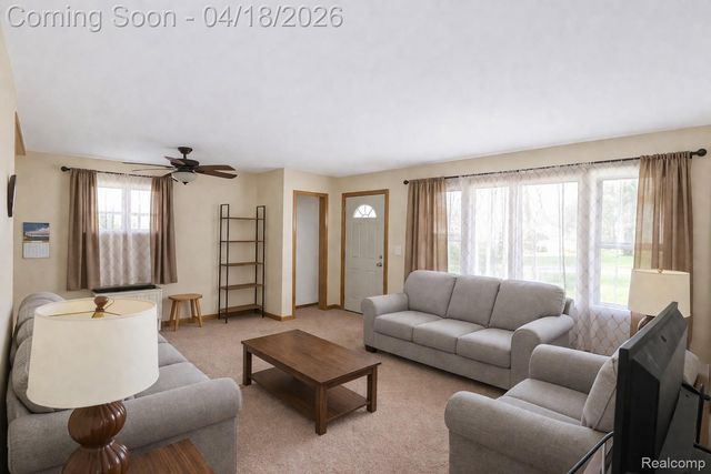 431 Lytle Place, Garden City, MI 48135