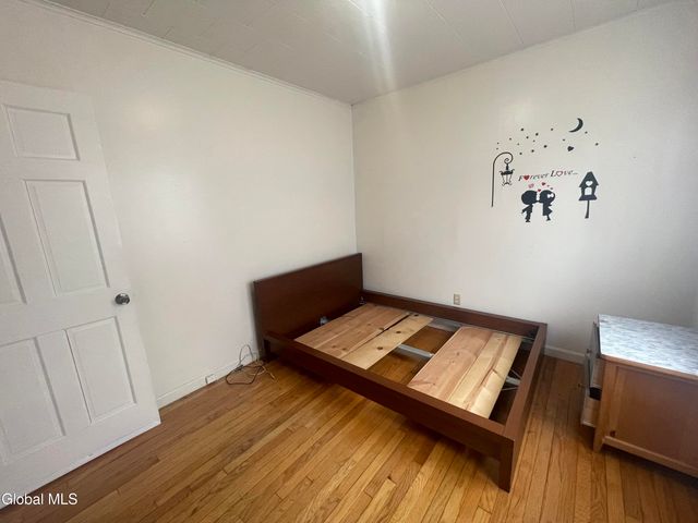 13 Washington Avenue, Colonie, NY 12205