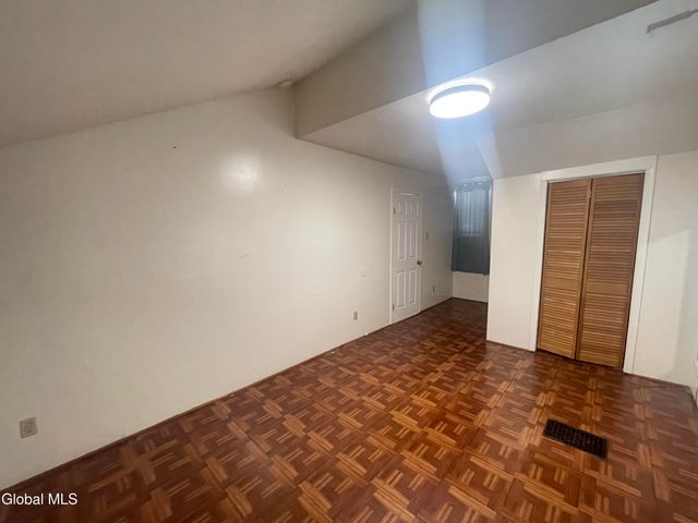 13 Washington Avenue, Colonie, NY 12205